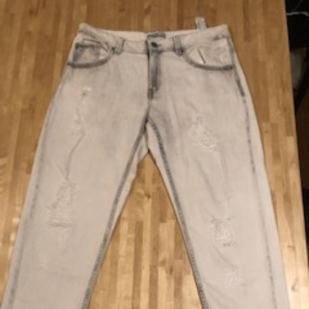 Zara White Acid Wash Denim